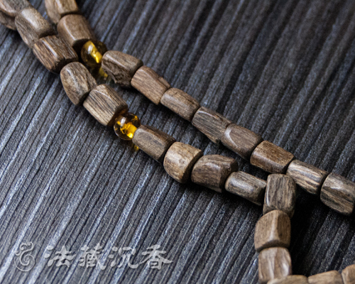 【法藏奇楠沉香】 《加里萬丹沉水手串》-原木素材、形狀獨特-手珠 佛珠 念珠
